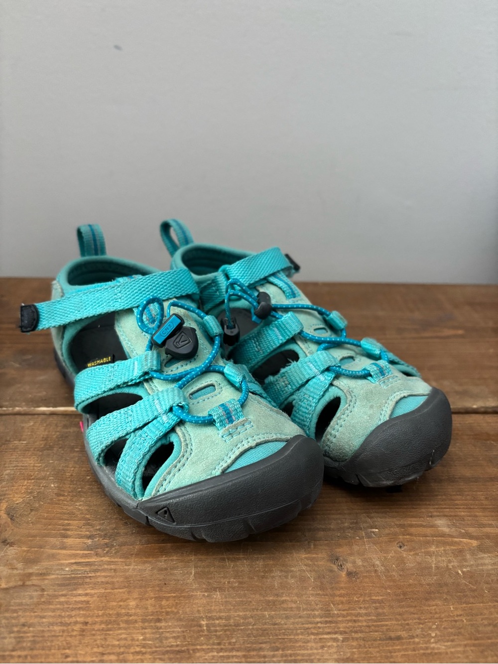 Kids Keen Sea Camp Teal Closed-Toe Sandals Size 12